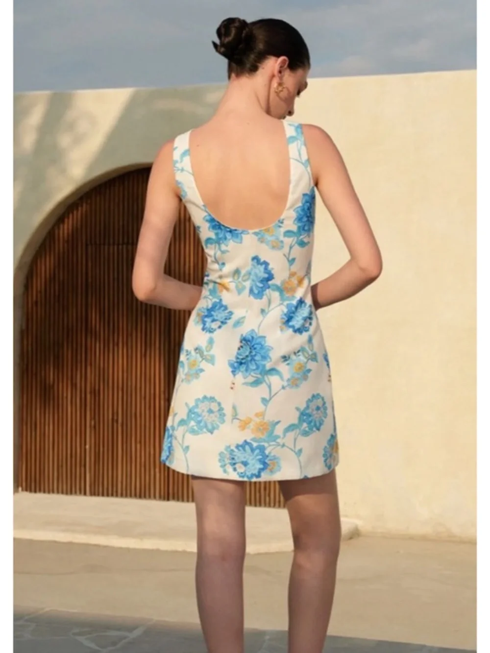 Commense Women's Floral Backless A-Line Mini Dress Size S - Picture 2 of 11